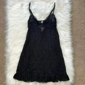 Inner Secrets Lingerie Y2K Gothic Lace Babydoll Ruffle Hem Medium